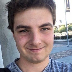 Meet your Posher, Cody